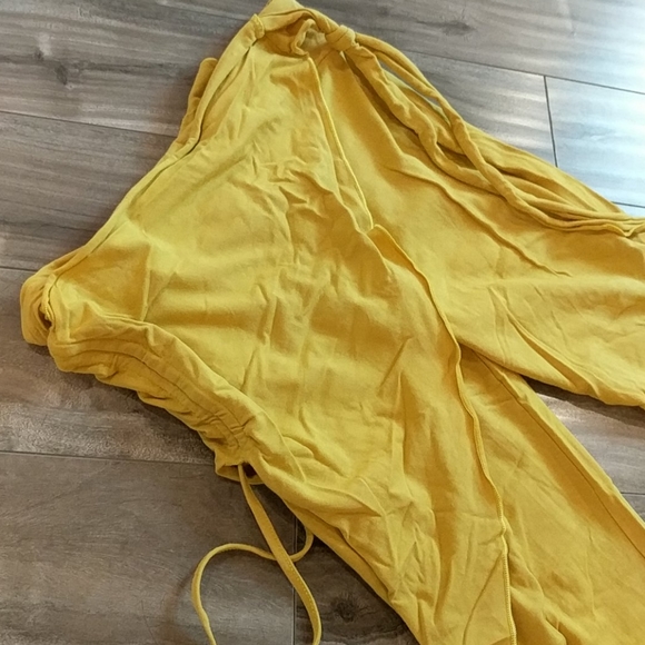 SOLD - Picture 3 of 4